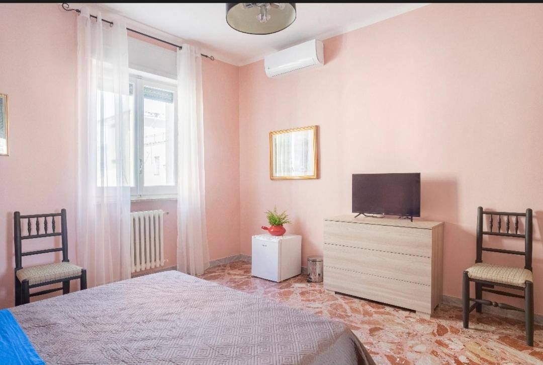 Casa di lillo Hotel Lecce Luaran gambar